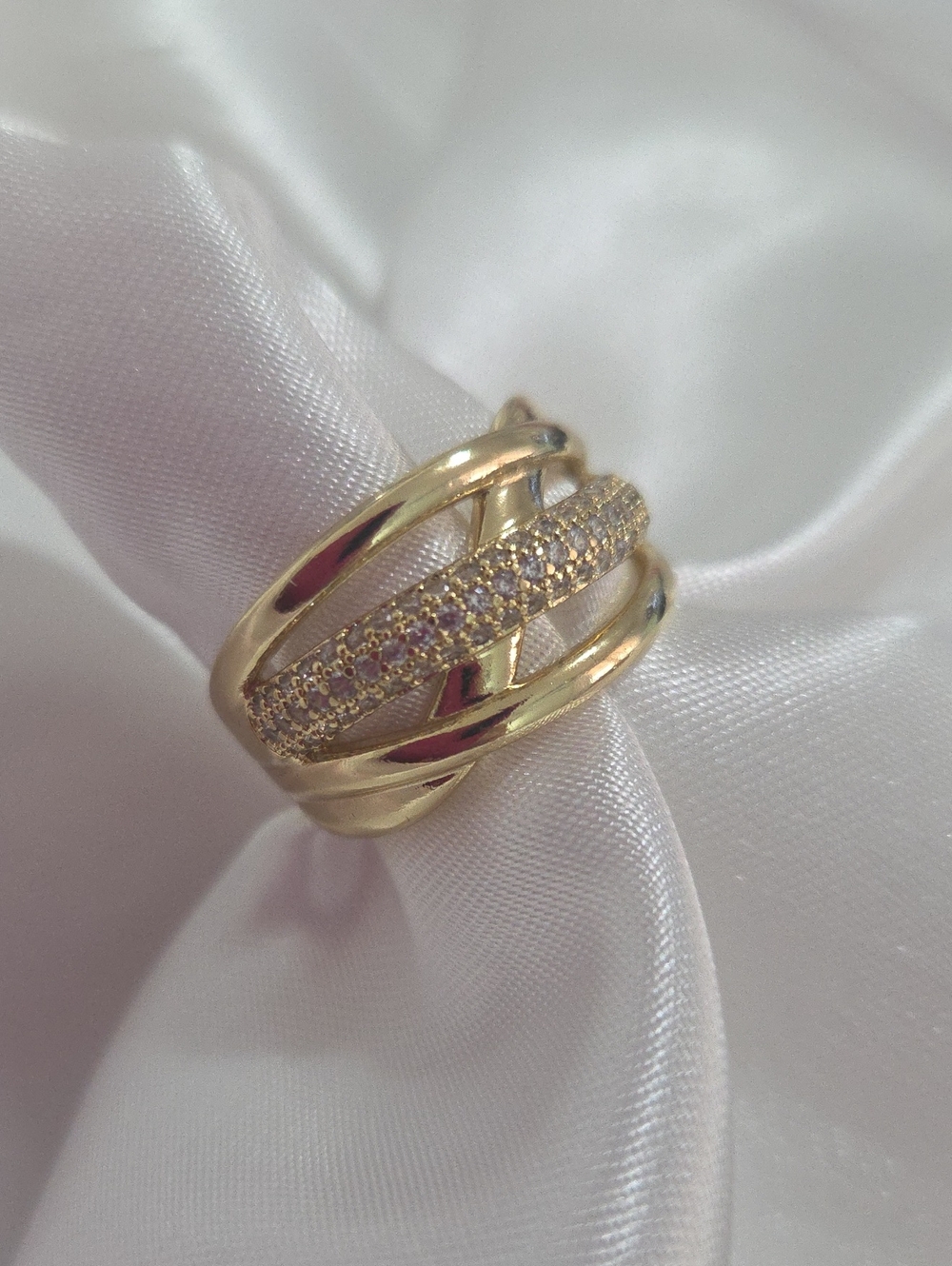 18K Laminated Gold Pavé Crisscross Ring Size 8